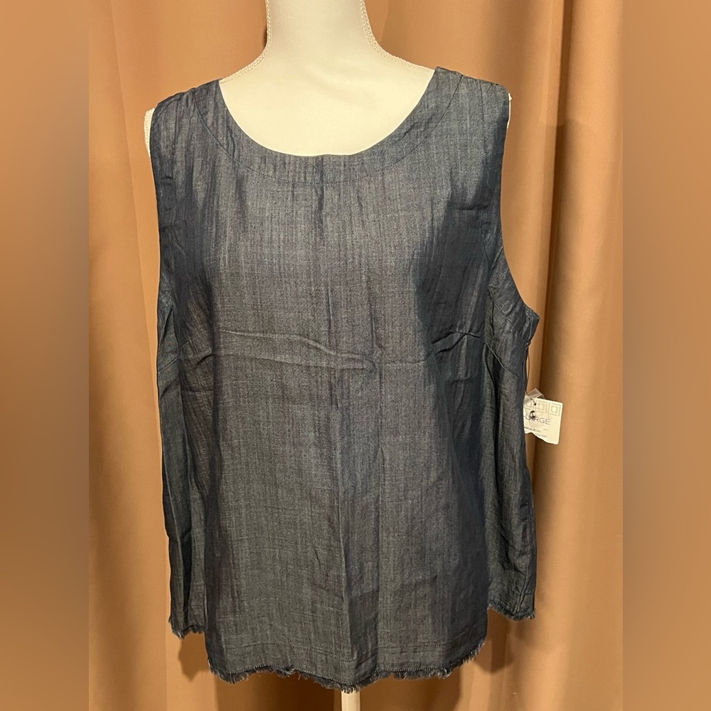 Liz Claiborne Women's Sleeveless Chambray Sleeveless Top New With Tags